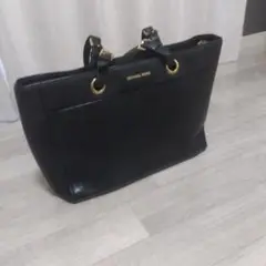 大容量A4サイズMICHAEL KORS ブラック ビジネスバッグ