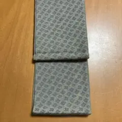小帯 薄い緑