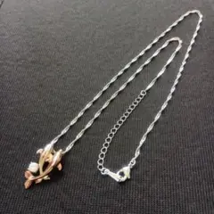 ペアイルカ シルバー アジャスターネックレス