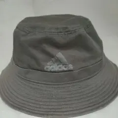 adidas　アディダス　コットン100% ハット　56cm　カーキ色