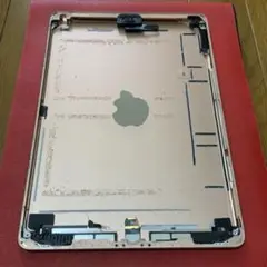 iPad第8世代バックパネル