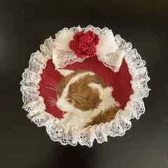 丸型コサージュ　イチゴモチーフ付き