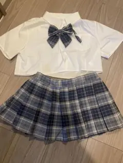 セーラー服　コスプレ