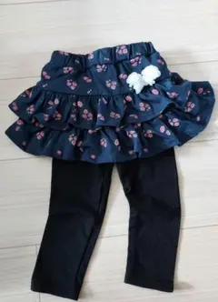 【新品】花柄　スカッツ　90サイズ
