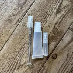 小型プラスチック製スプレーボトル3個セット