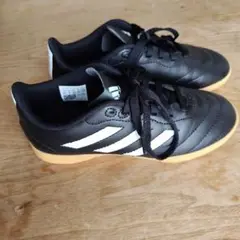 adidas フットサルシューズ ブラック/ホワイト　20cm