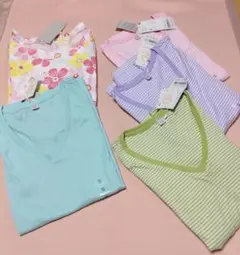 UNIQLO　テイシャツ　５枚セット　Ｓ