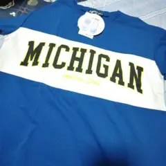MICHIGAN Athletic Style Tシャツ