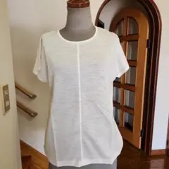 リネンtシャツ未使用品春夏物