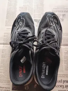 New Balance DYNAsoft ブラック スニーカー