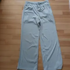 GU、リブ素材 ワイドパンツ ライトグリーン
