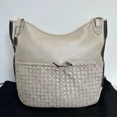 極美品 JRA認定 NATURAL ESSENCE レディース リュックサック