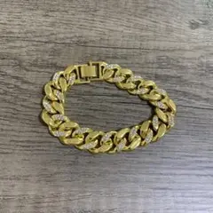 ゴールドチェーンブレスレット