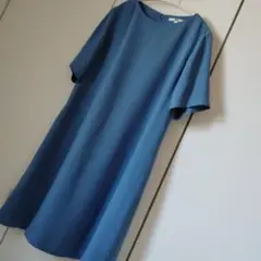 美品　ひざ丈ワンピース　レディース　おしゃれ　デート　ユニクロ　UNIQLO