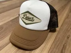 deus ex machina デウスエクスマキナ　トラッカーキャップ