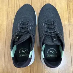 スニーカー　Puma SOFTRIDE サイズ25.5 cm