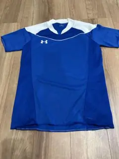 Under Armour 青 Vネック 半袖シャツ