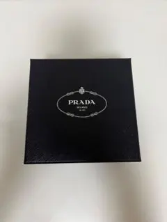 新品 定番 PRADA プラダ 靴下 ソックス ロング ロゴプレート 三角ロゴ 2025年最新】PRADA レディース ソックスの人気アイテム - メルカリ