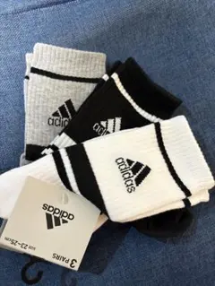 【新品】adidas 靴下　ソックス　23-25cm 3PAIRS