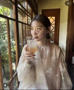 トップス Acka sheer over flare blouse black 2025年最新】sheer over flare blouseの人気アイテム - メルカリ