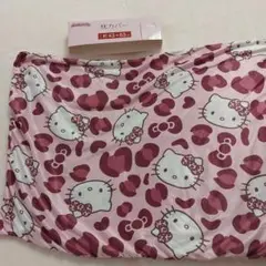 新品未使用　ハローキティ　枕カバー　ピンクレオパード ひょう柄