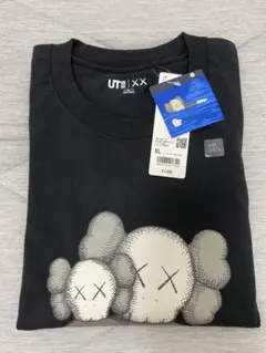 ユニクロUT KAWS コラボTシャツ　新品