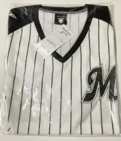 未開封　千葉ロッテ　TEAM26  会員特典　サ－ドユニフォームシャツ　デサント