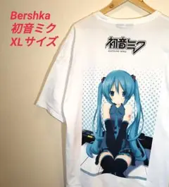 Bershka 初音ミク ホワイト Tシャツ XLサイズ