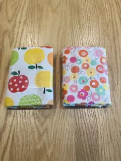 生地　布　綿麻キャンパス　50×100cm 2枚セット　りんご　花
