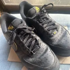 Nike Air Force 1 ブラックスニーカー