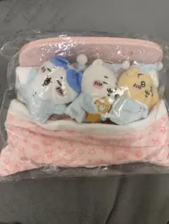 ちいかわ おやすみベッドと繋がるマスコットセット　新品未開封