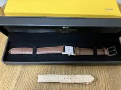 FENDIダイヤ腕時計