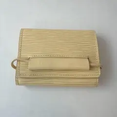 ！新品同然！　ルイヴィトン　折り財布　エピ　ポルトモネエラスティック　74a90 新品同然！ ルイヴィトン 折り財布 エピ ポルトモネエラ