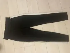 ハイウエスト黒白ストライプレギンス