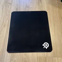 SteelSeries QCK 黒 マウスパッド