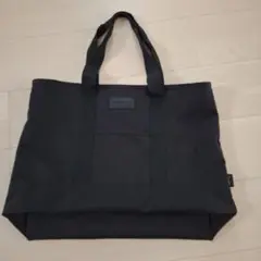 コムサイズム　ブラックトートバッグ
