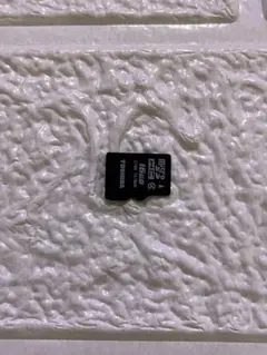 TOSHIBA マイクロSD 16GB