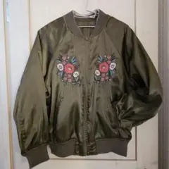 ダブルクローゼット 花柄刺繍リバーシブルブルゾン