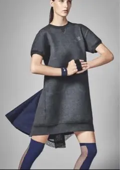 ナイキ ラボ × サカイNikeLab × sacaiワンピース色違い2セット
