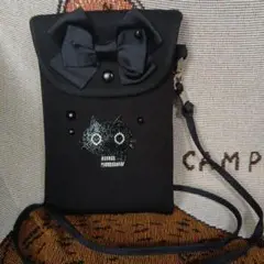 猫モチーフ ブラック スマホショルダーバッグ