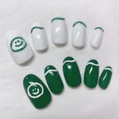 ニコちゃんネイル