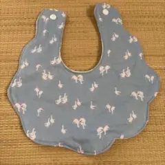 アヒル柄とチェック柄のスタイ