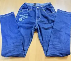 Item thumbnail for item 98320b9c-822b-41d3-a707-497aad01efeb