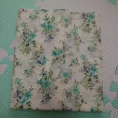 花柄　スケア生地