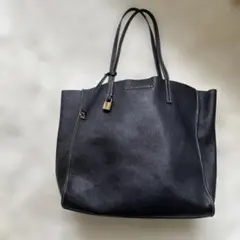 MARC JACOBS マークジェイコブス トートバッグ レザー ブラック　A4