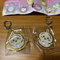 ちいかわ　ラメアクリルキーホルダー4 うさぎ2個