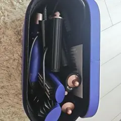 Item thumbnail for item bdb8005c-05e5-4238-96bb-93e442454835