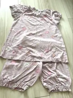 パジャマ　130 センチ