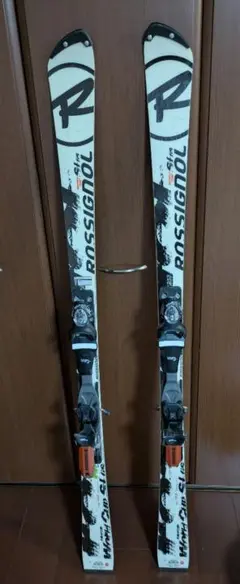 ロシニョールSLスラントノーズ（左右非対称ノーズ）165cm ロシニョールSLスラントノーズ165cm - メルカリ