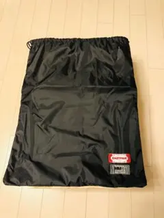 MM6とイーストパックのコラボ巾着